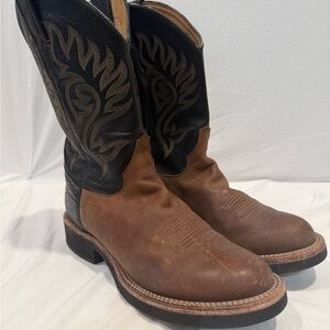 Women’s Brown and Black Western Boots